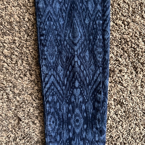Liverpool Los Angeles “the skinny” Jean in blue Aztec print - size 6/28 - Picture 2 of 7